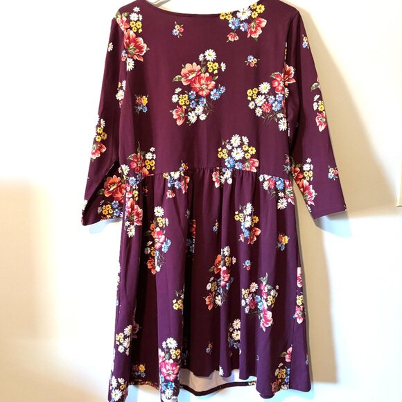 NWT Forever 21 Burgundy Floral Dress V-Neck - Picture 3 of 6